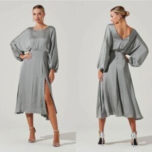 NEW ASTR Marin Dolman Sleeve Satin Cinched Waist Sage MIDI Dress, Small